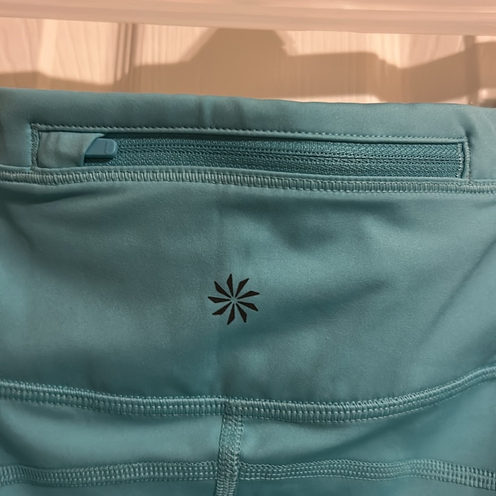 New Athleta Leggings, size XL.  NWT. Accelerate 7/8 tight. - Picture 6 of 6